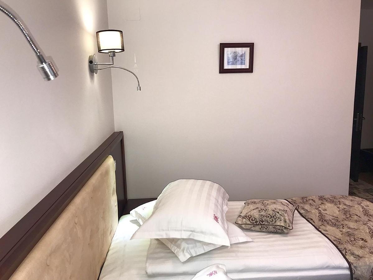 Casa Pino Otel Braşov Dış mekan fotoğraf